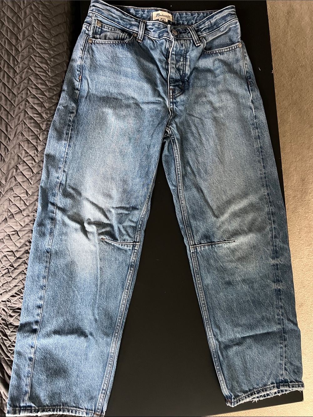 Madewell Vintage Wash Darted Barrel Leg Relaxed Women’s Jeans - Light Blue